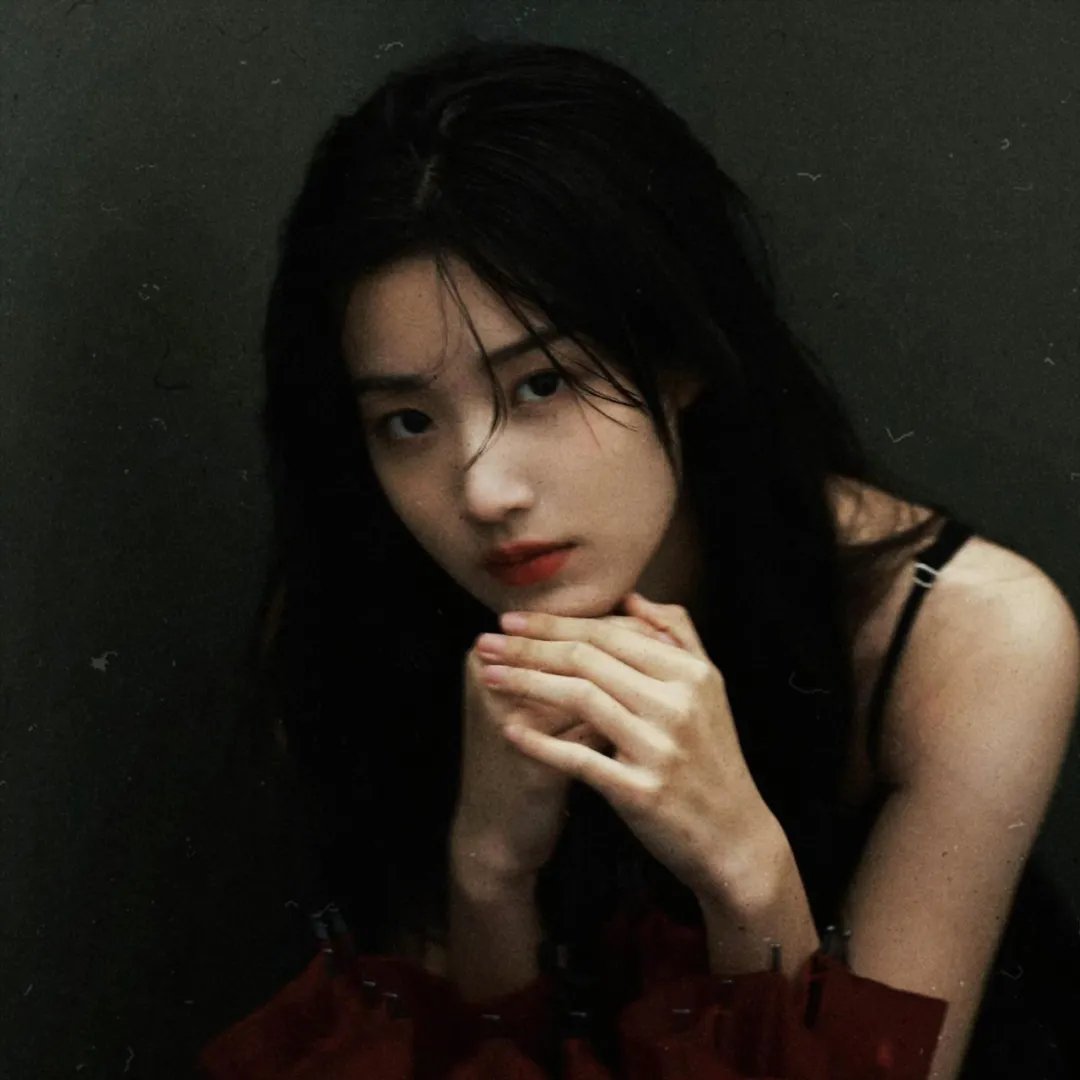 美丽笨女人